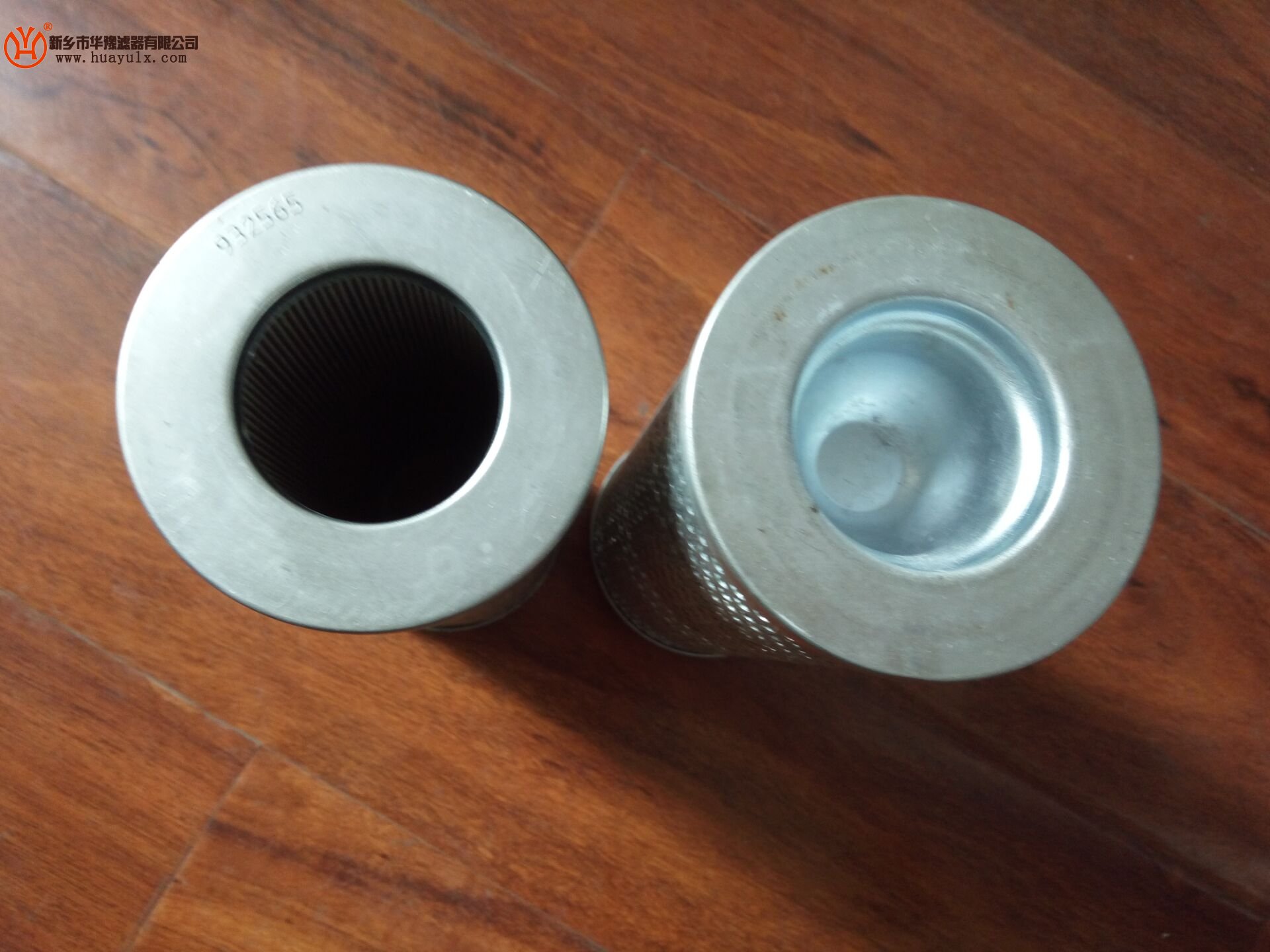 美國派克濾芯是全球知名的液壓元件，派克的產(chǎn)品廣泛應(yīng)用于運(yùn)動(dòng)和控制方面的液壓系統(tǒng)。在世界液壓系統(tǒng)中，帕克濾芯已得到使用者的認(rèn)可。  派克濾芯的應(yīng)用 PARKER派克產(chǎn)品FC1240Q020XS的應(yīng)用范圍十分廣泛，幾乎覆蓋各行各業(yè)，尤其在冶金工業(yè)、汽車工業(yè)、電力設(shè)備、化工、工程機(jī)械、造紙工業(yè)、以及機(jī)床制造等領(lǐng)域都得到廣泛應(yīng)用。  派克濾芯FC1240Q020XS，在液壓系統(tǒng)中，主要用于濾除系統(tǒng)中，諸元件磨損產(chǎn)生的金屬粉末以及密封件橡膠雜質(zhì)等污染物，保證系統(tǒng)的安全高效運(yùn)行。、  派克濾芯華豫推薦型號(hào) FF1088.Q020.BS16.GT724-M FF1088.Q020.BS16.GT24-M FC1240.Q020.XS QR53/24.5-116*12 QR65/34.3-119*12 QA-C2107FC1093Q02BS FF1087Q020.BS16.GT16-M FF1087TQ020BS16 936700Q 932667Q 937953Q 937869Q FTCE1B20Q FTBE2B10Q G04260 937397Q斜口濾芯 937398Q斜口濾芯 937781Q 937395Q G02718 938773Q F0904 932688Q 937863Q FC1091Q020BS  武婷：15036649896                        0373-3806065 QQ：3249284233
